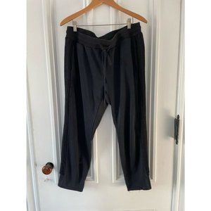 Black drawstring sweatpants joggers L